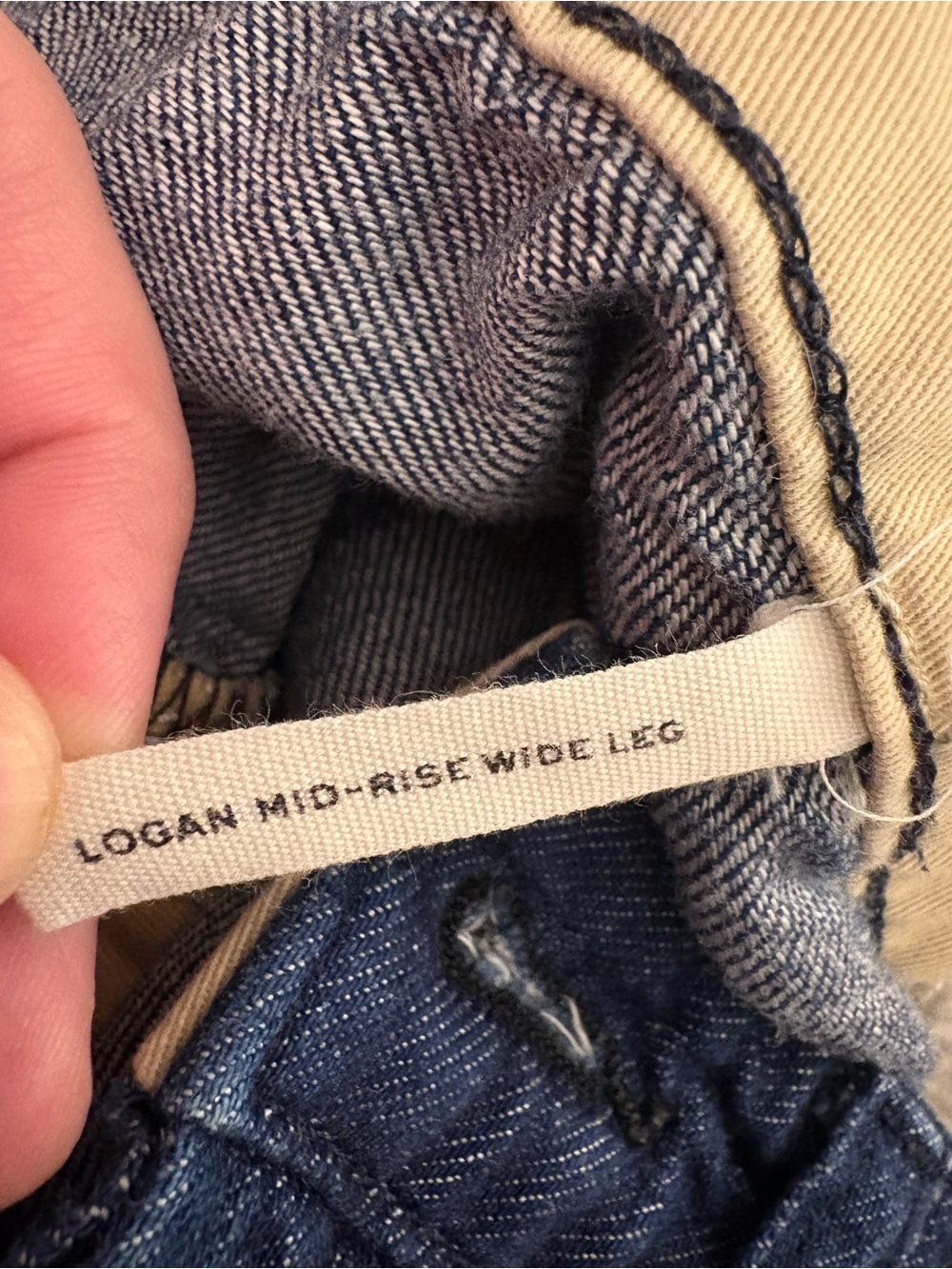 rag & bone Featherweight Logan Mid-Rise Wide Leg Jeans in Rinse Wash • Size 26 - Picture 5 of 10